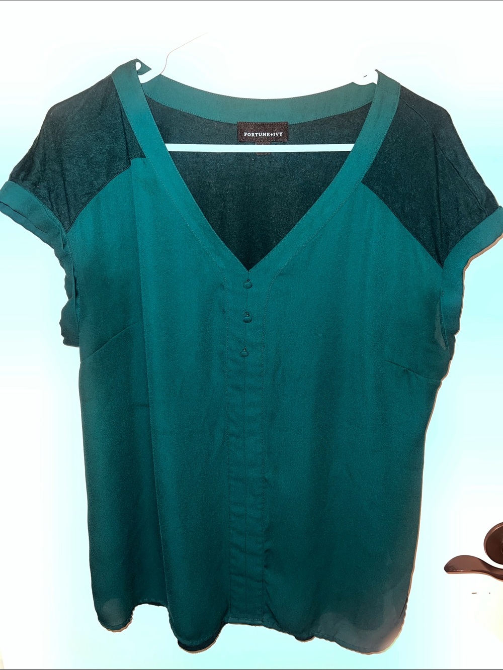 Fortune & Ivy Teal V-Neck mixed material Short Sleeve Blouse